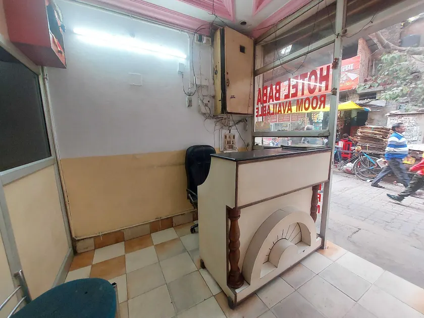 OYO Flagship Baba Hotel - Image 1