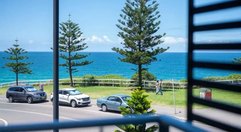 212 - Amazing Apartment - Near Beach - Image 1