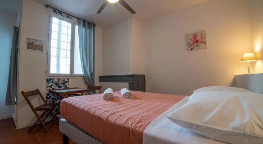 etape gimontoise 32 "Chambre tout confort" - Image 1