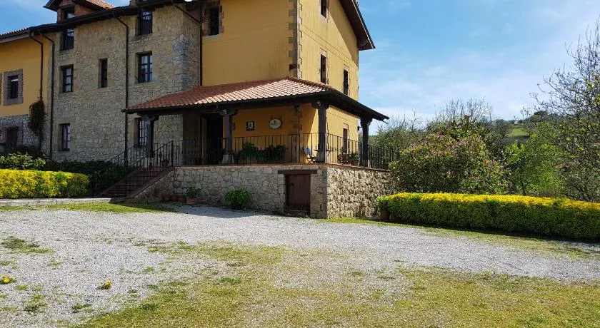 El Pedroso - Image 1