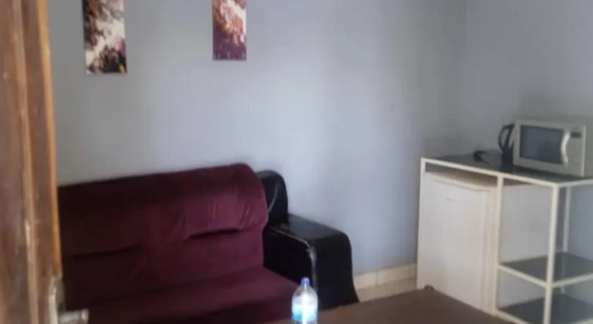 Cutting Edge Guest House - Image 1