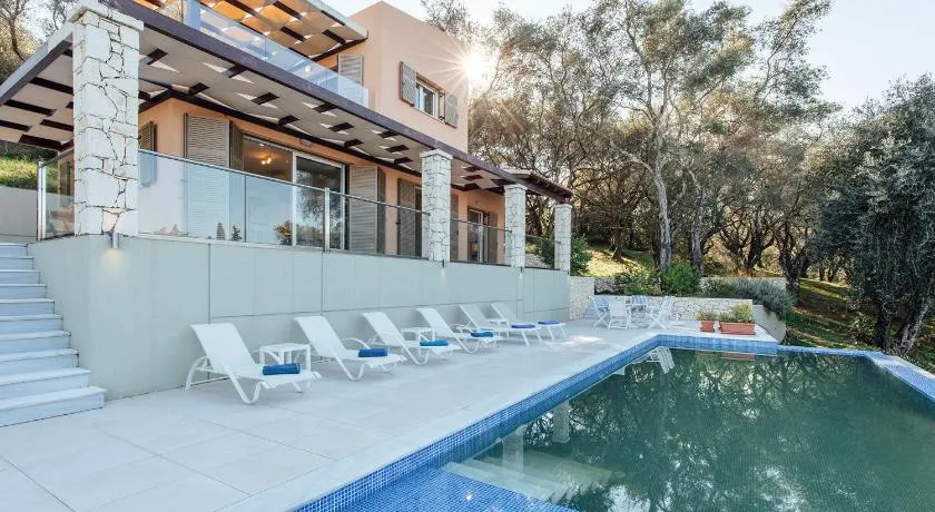 Villa Breeze & Villa Coco by Konnect, Avlaki Beach - Image 1
