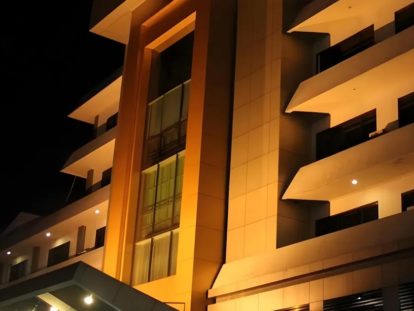 Hotel Kini Pontianak - Image 1