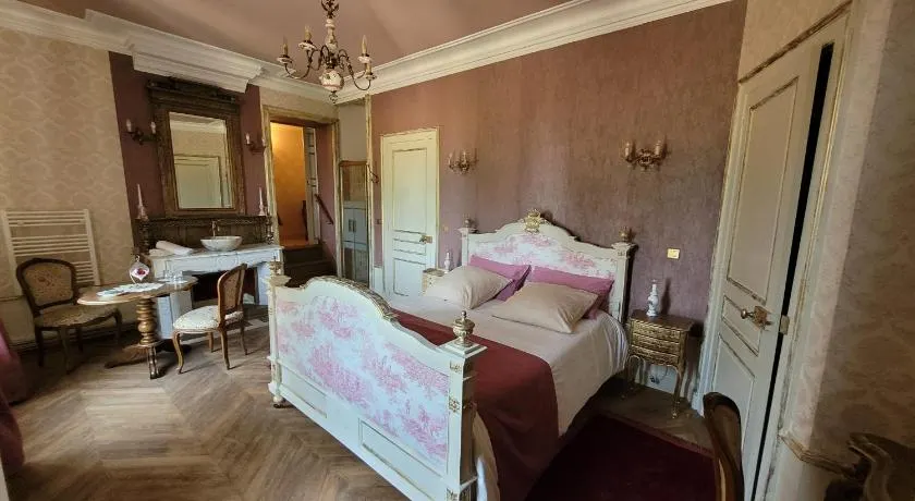 Château St Sulpice Chambre Porcelaine - Image 1