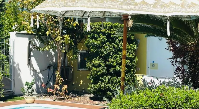 La Casa - Image 1