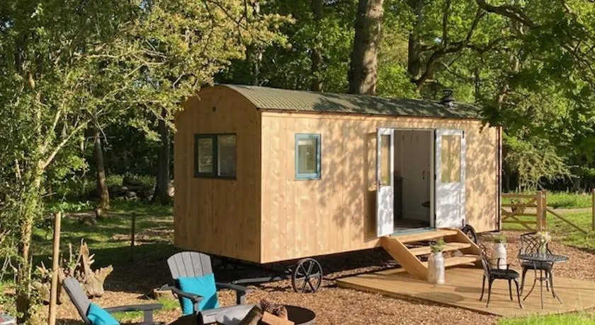 Coachroad Shepherds Huts - Image 1