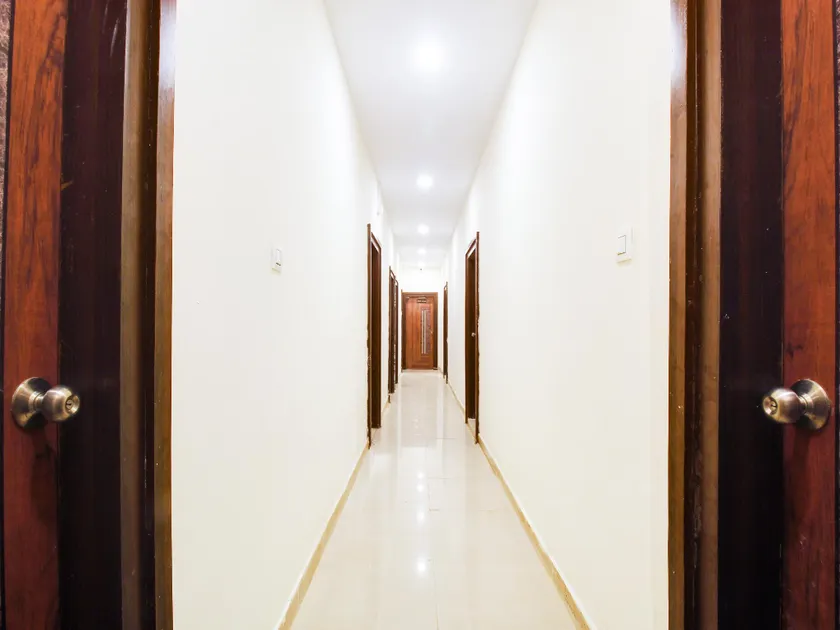 Hotel O Abhi's Elite - Image 1