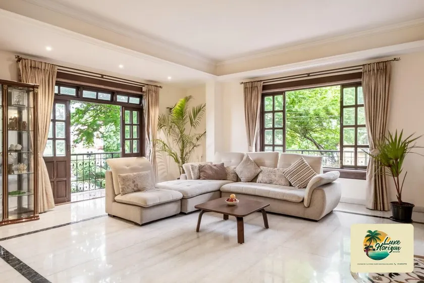 LuxeHorizon 8BHK Luxury Villa - Image 1