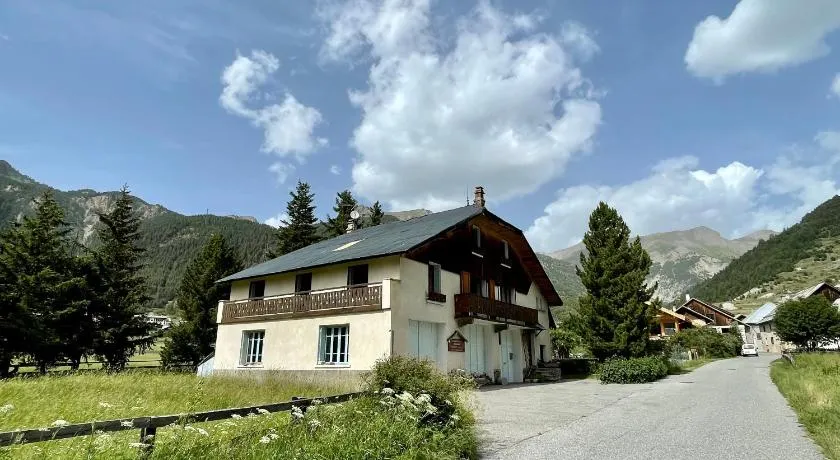 Gîte montagne 1 à 25 places "Chalet Coste Belle" - Image 1