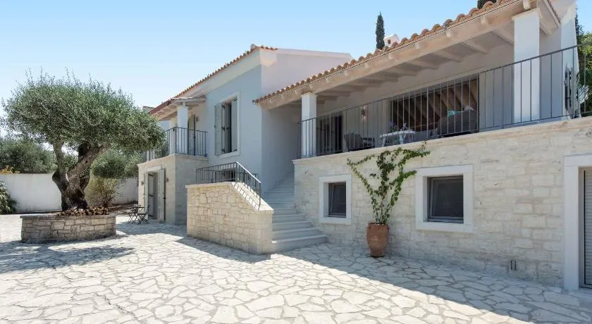 Villa Helonaki - Image 1
