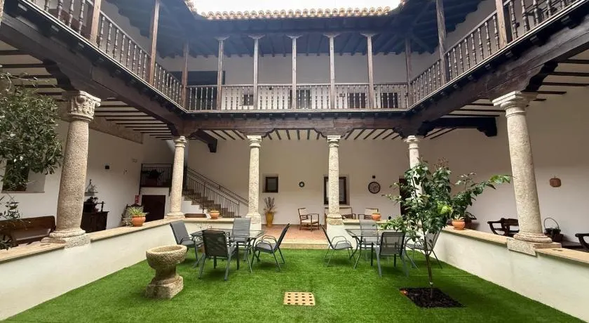 La Casa de la Botica - Casa Rural El Romeral - Image 1