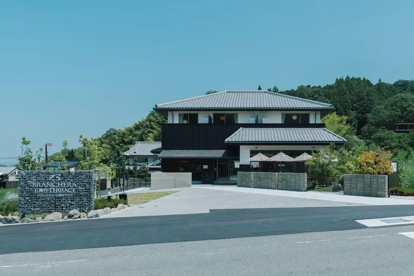 BRANCHERA ISHIBUTAI TERRACE - Image 1