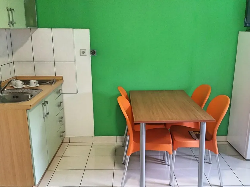 Apartments Mateo - One Bedroom Apartment - Green - Image 1