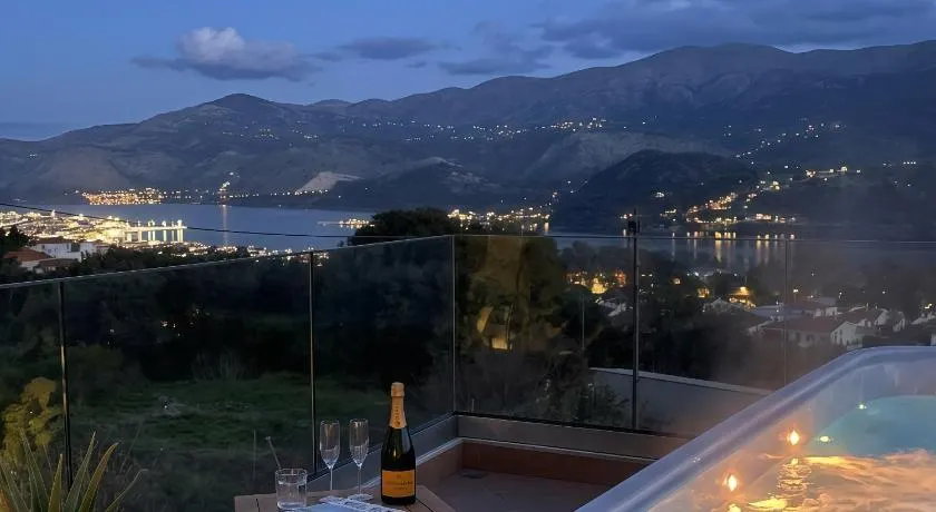 360 Skyline Suite, Argostoli - Image 1