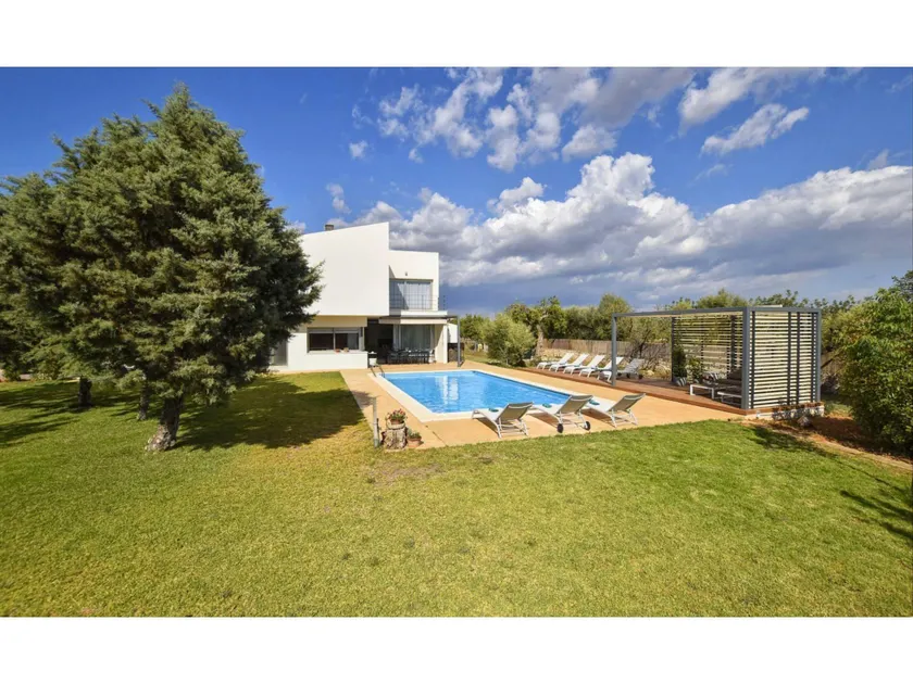 Country House with Private Pool - Image 1