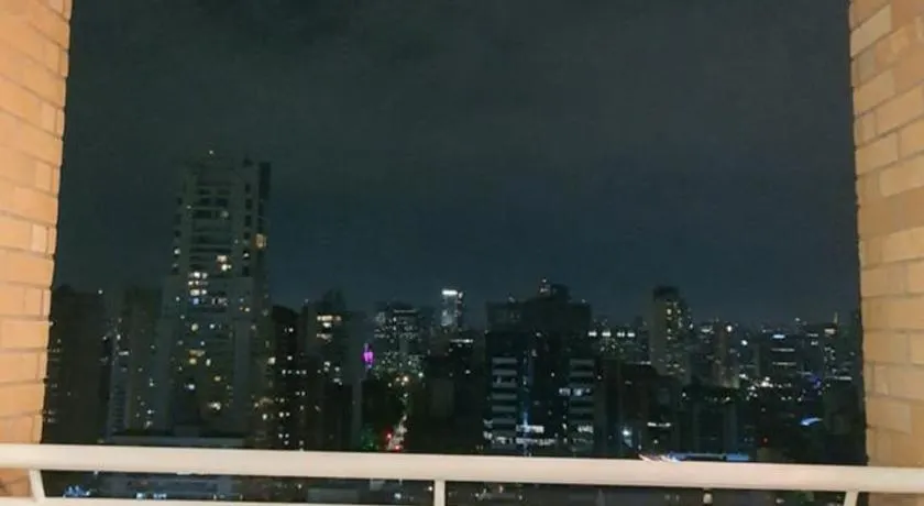 Welcome NYC Berrini - Image 1