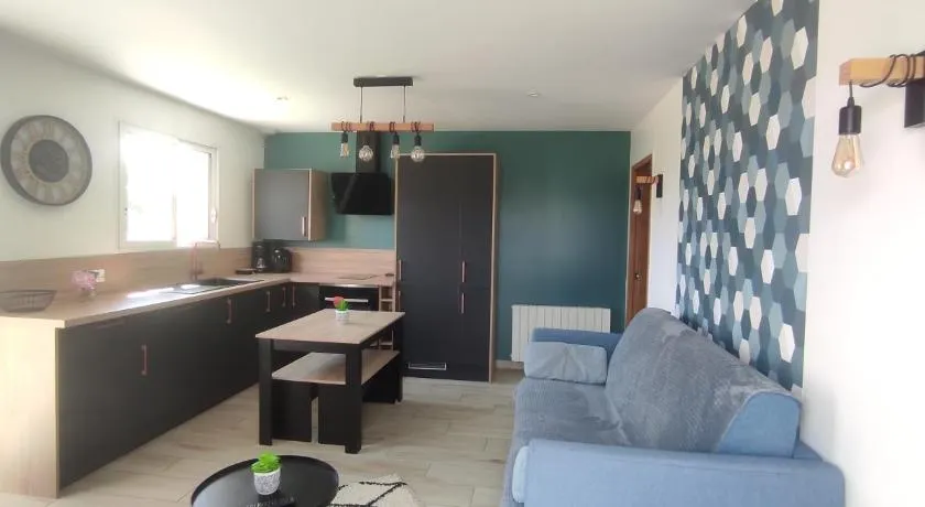 Maison neuve élégante, jardin au calme en campagne, proche Alençon et parking - Image 1