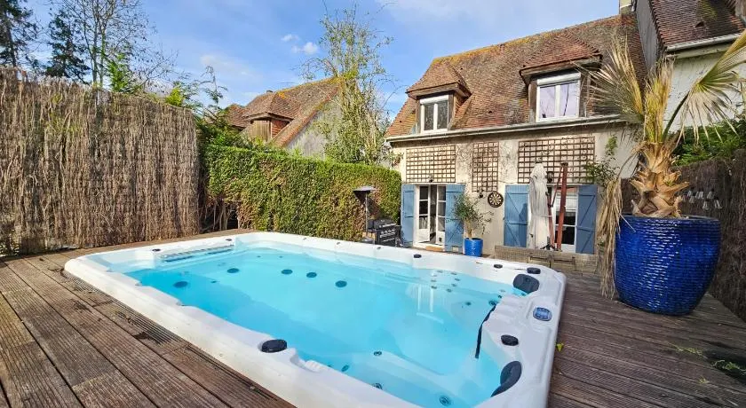 Maison familiale 12 couchages spa et terrasse - Image 1