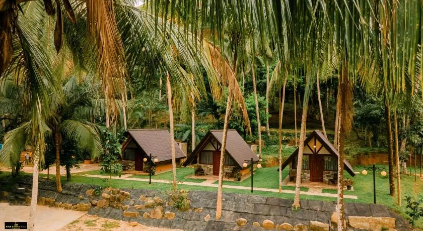 Rock Garden Villa Pinnawala - Image 1