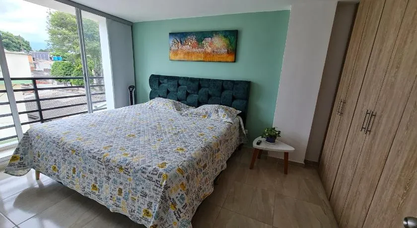 Hermoso Apartamento Entero - NO Parqueadero - Pino - Image 1