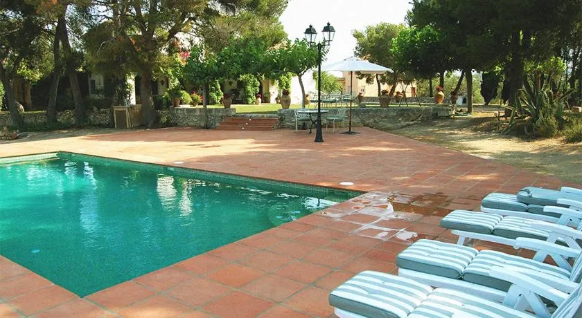 MASIA BARTOMEU Rural house between vineyards 2km from the beach - Image 1