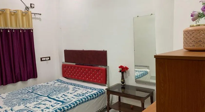 Kolkata Sarkar Villa Homestay - Image 1