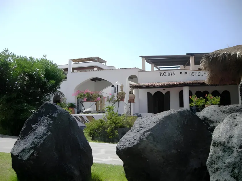 Hotel Rojas - Image 1