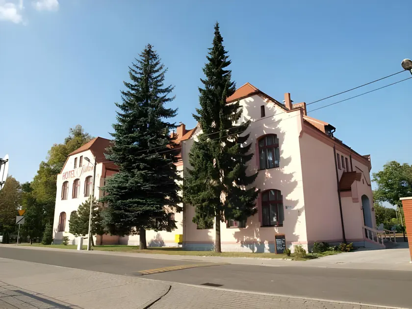 Hotel Aslan - Image 1
