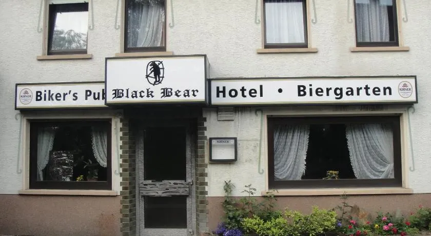 Black Bear Bikers Pub-Hotel - Image 1