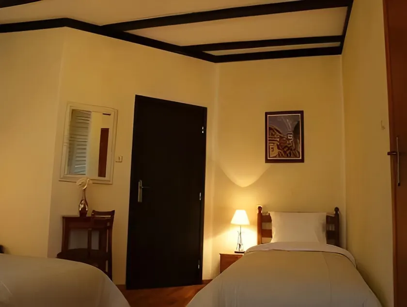 Avalon Rooms - Image 1