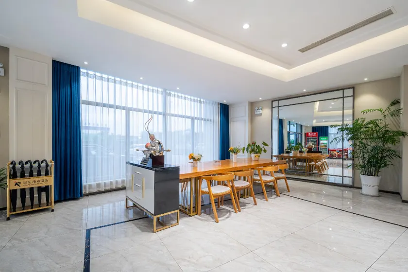Rezen Manhu Hotel Rongcheng Longhe North Road - Image 1