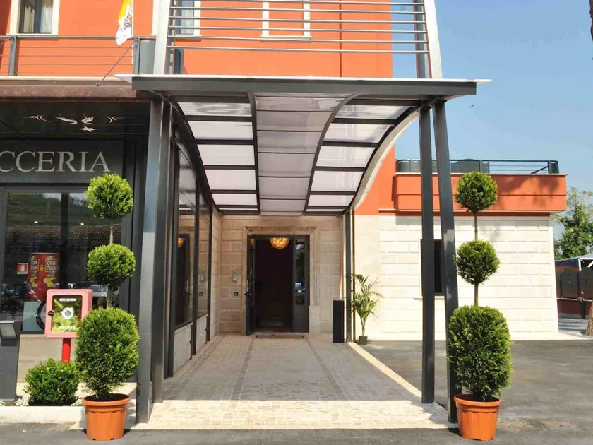 Hotel Star - Image 1