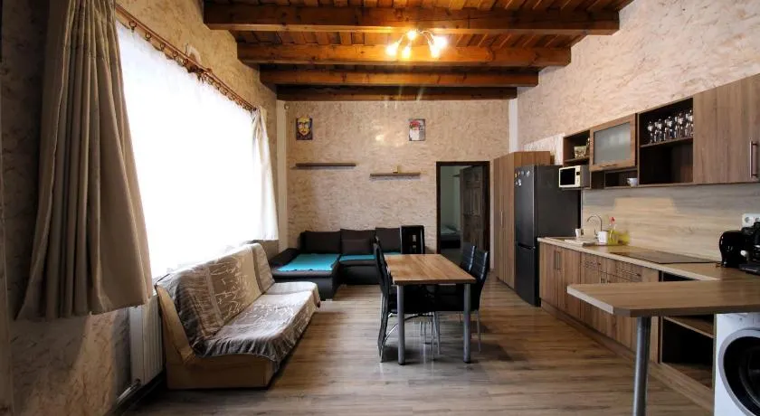 Pipacs Apartman - Image 1