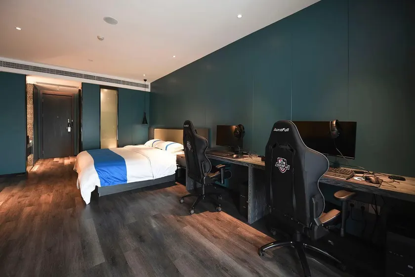 GP eSports Hotel - Image 1