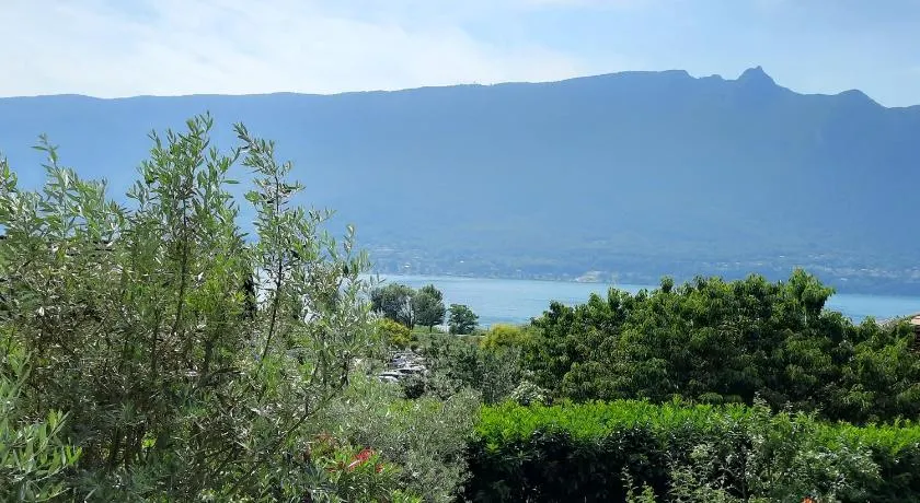 Le Lac - Image 1