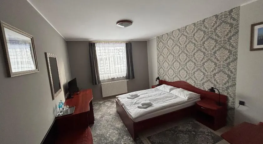 Hotel Ava - Image 1