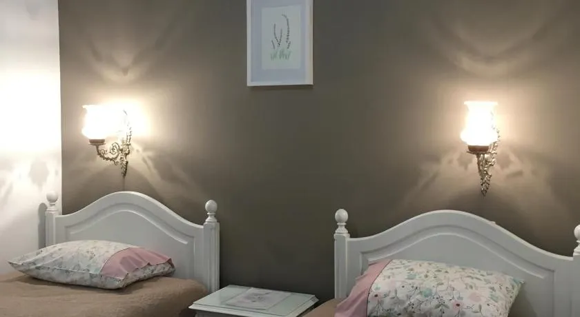 Casa do Til - Image 1