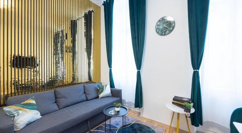 Deluxe City Center Apartment! Free Garage Parking included! Close to Metro U2 & Vienna Congress Center! - Image 1