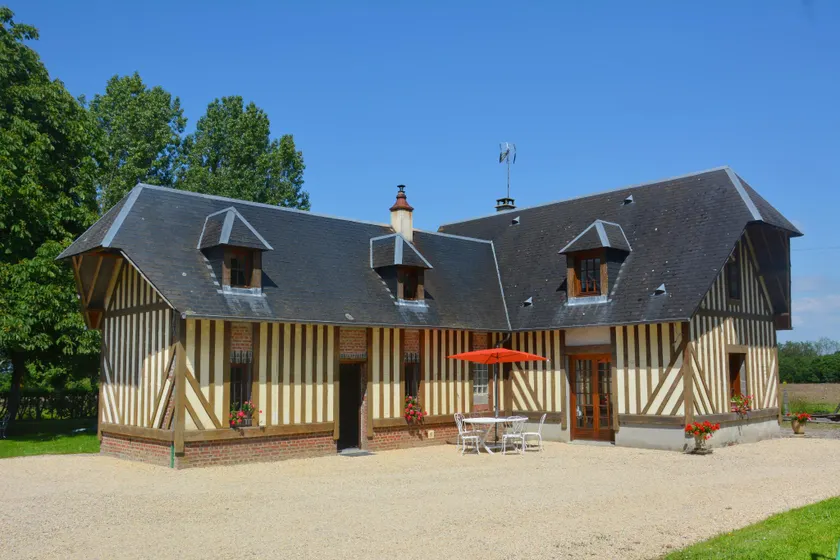 Le Malis - Charming half-timbered family house with large garden - Image 1