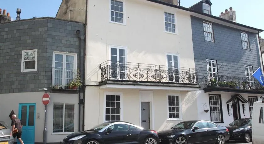 Millpool House - Image 1