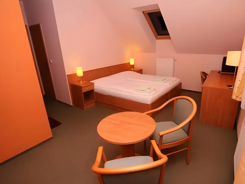 Hotel Bílý jednorožec - Image 1