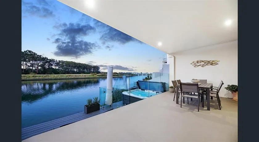 Stunning Maroochy Waterfront Home - Image 1