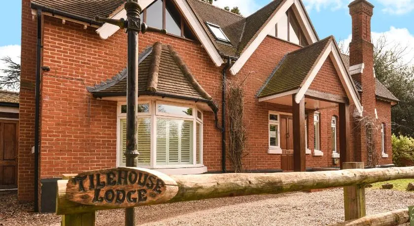 Tilehouse lodge - Image 1