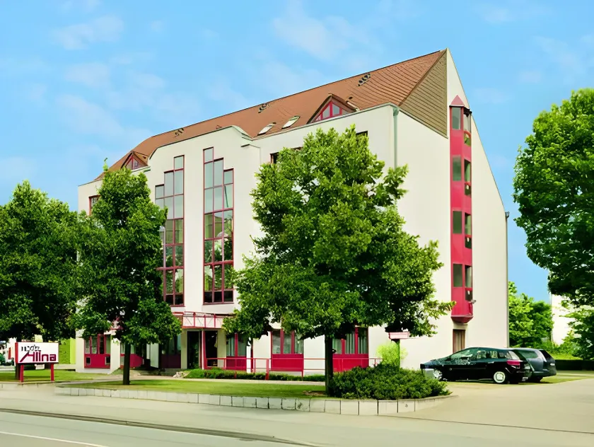 Hotel Alina - Image 1