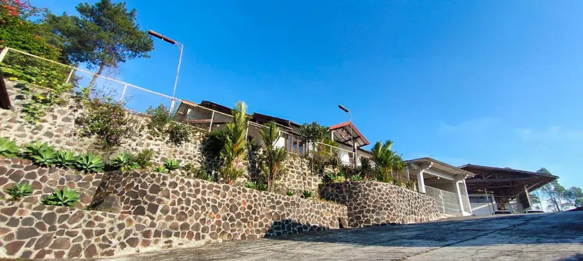 Villa Sasa - Image 1