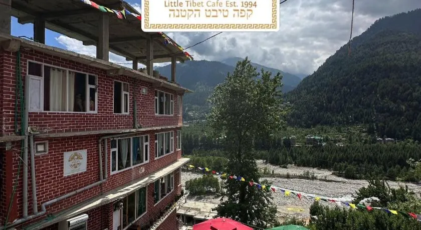 Little Tibet Cafe & Riverbed Stays - Image 1