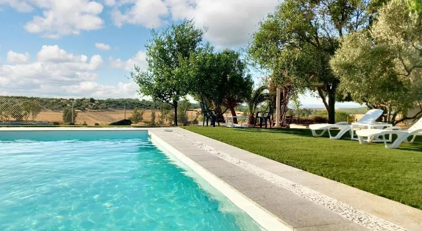 Charming House in La Campana with Mountain View - Image 1