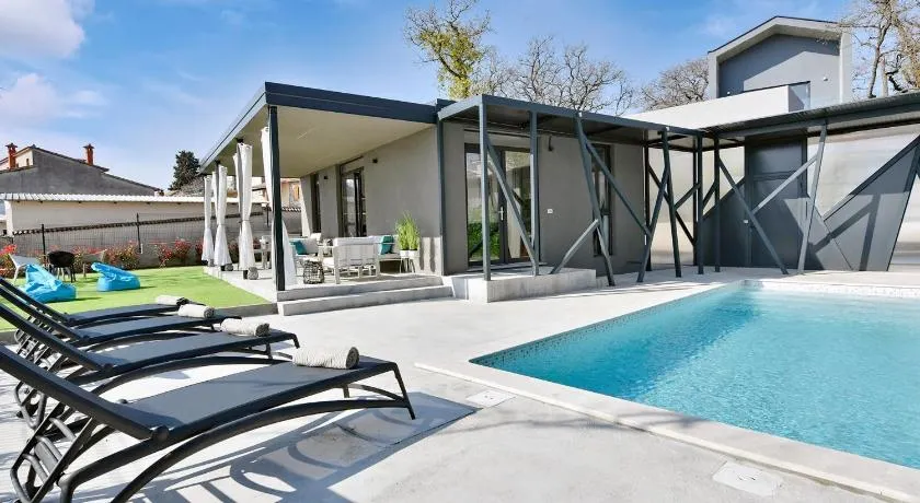Villa Barcolana / Cosy Villa Barcolana in western Istria - Image 1
