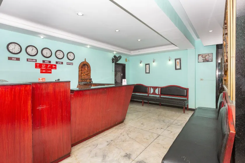 Collection O 5377 Hotel Raaj Bhaavan - Image 1