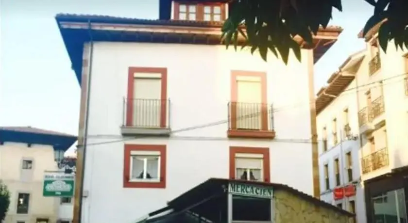 Pensión Gijonés - Image 1